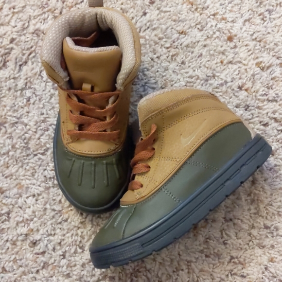 toddler acg boots